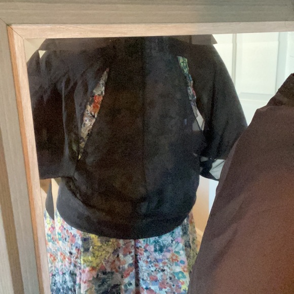 L.A.M.B. black cutout shirt - Picture 3 of 9